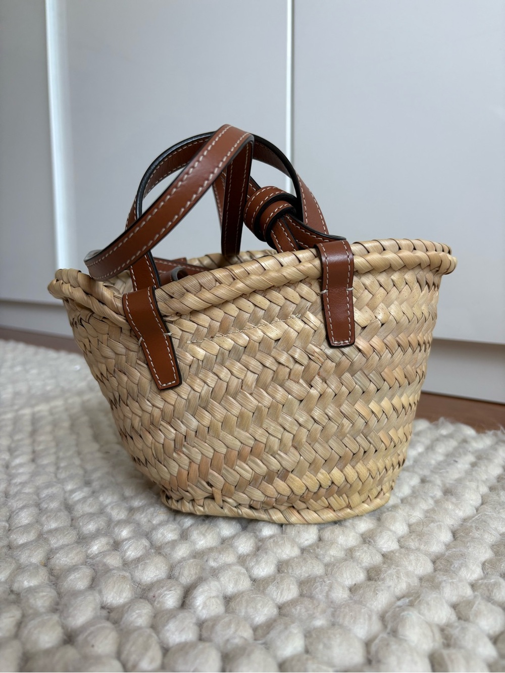 2022 Celine Mini Triomphe Panier - Picture 4 of 6